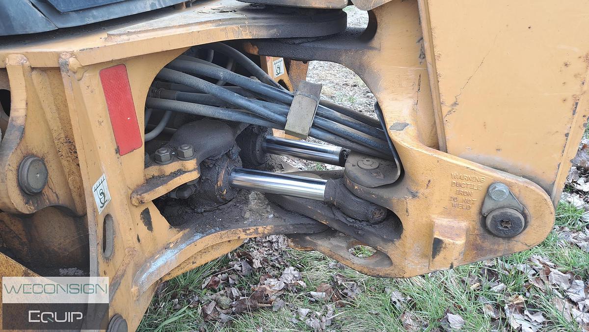 Used 2011 Case 580N 4x4