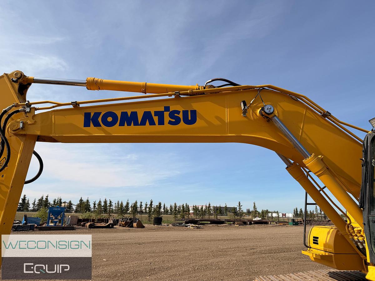 Used 2021 Komatsu PC210LC Excavator