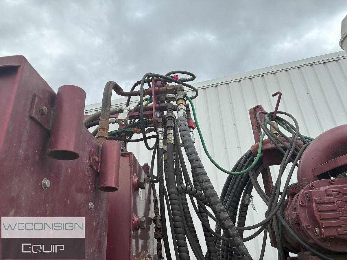 Used 2010 Kenworth SMV01