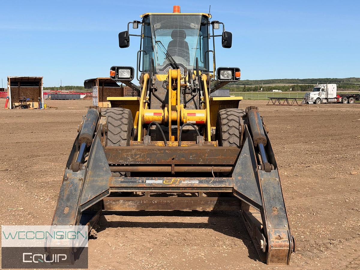 Used 2015 Komatsu WA250-6 Wheel Loader