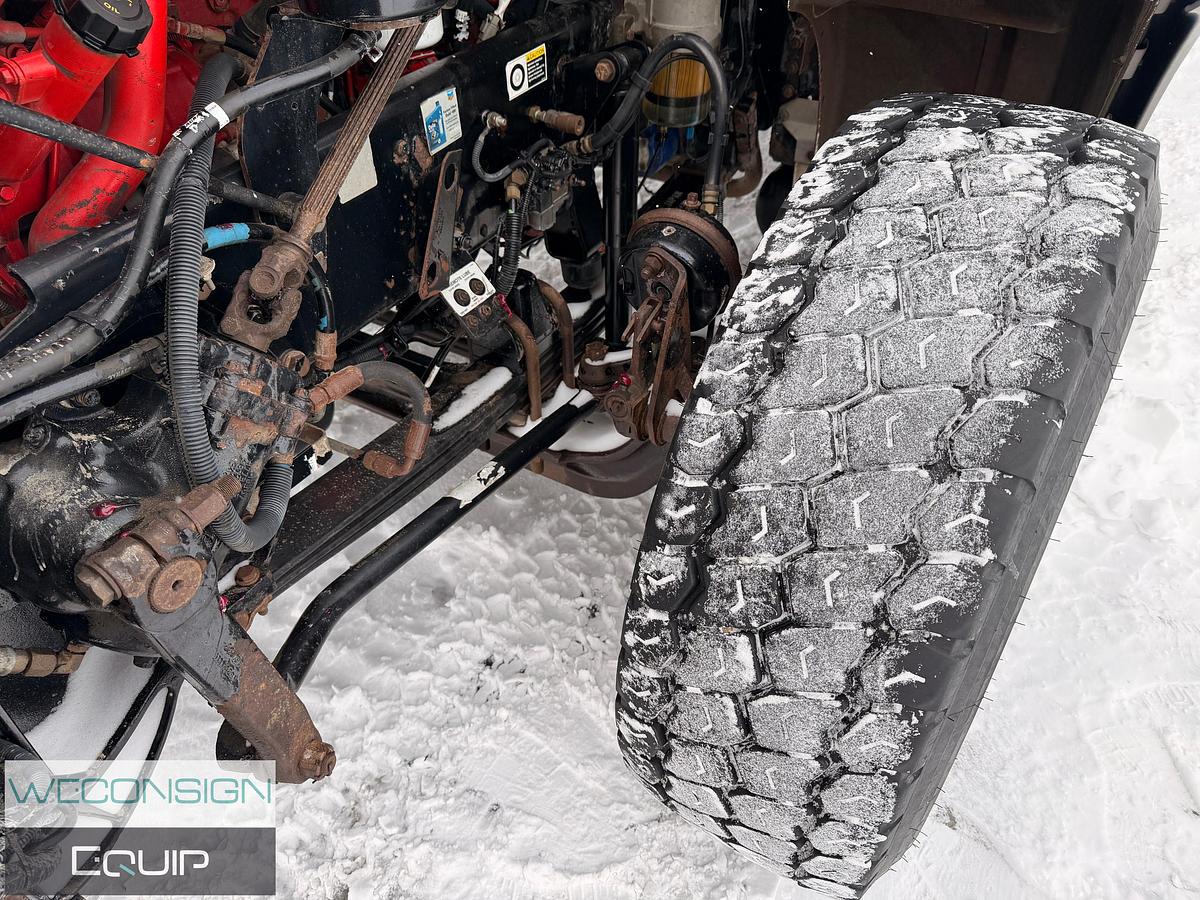 Used 2015 Kenworth T800 Tri Drive Winch Truck