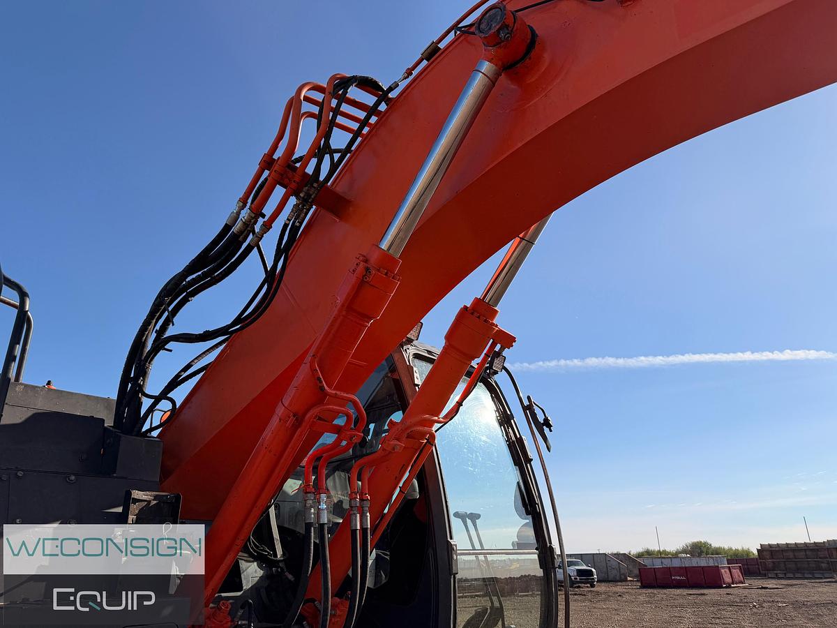Used 2015 Hitachi 225US Excavator