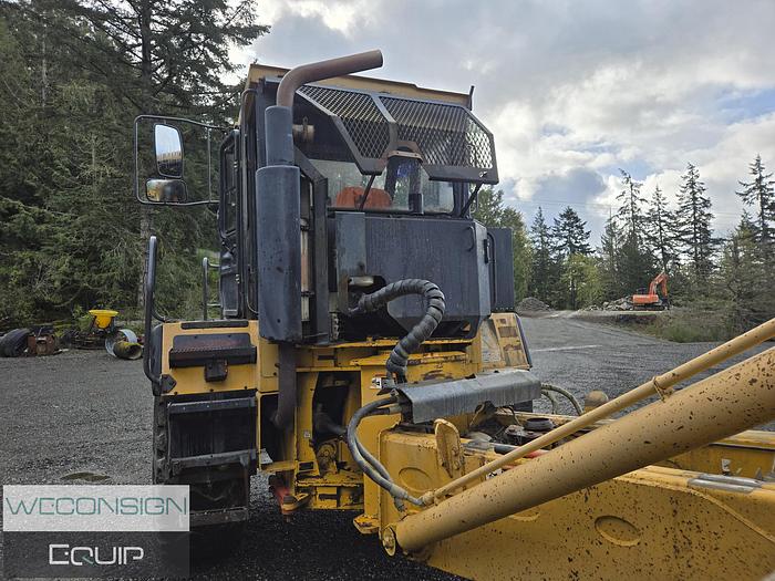 Used 2002 John Deere 250C