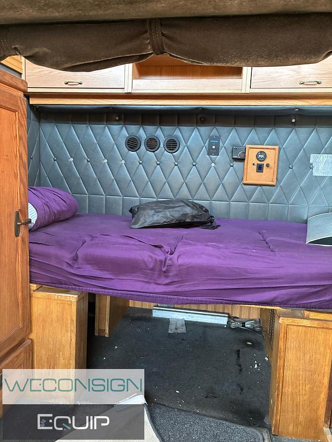 Used 1995 Freightliner FL106