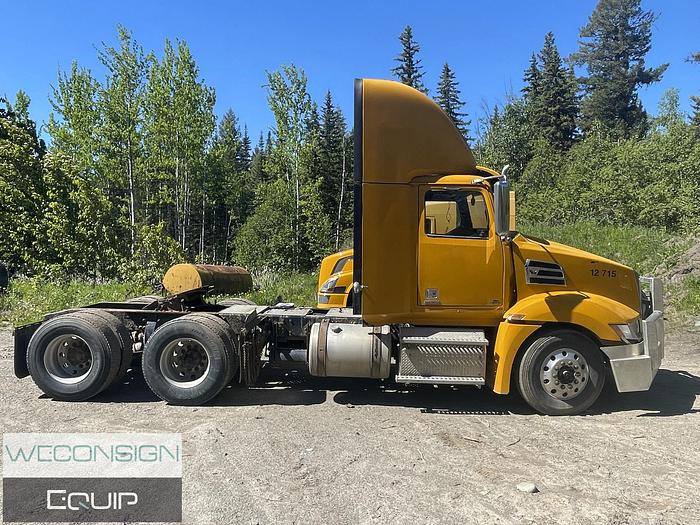 Used 2019 Western Star 5700XE DC Day Cab Truck Tractor