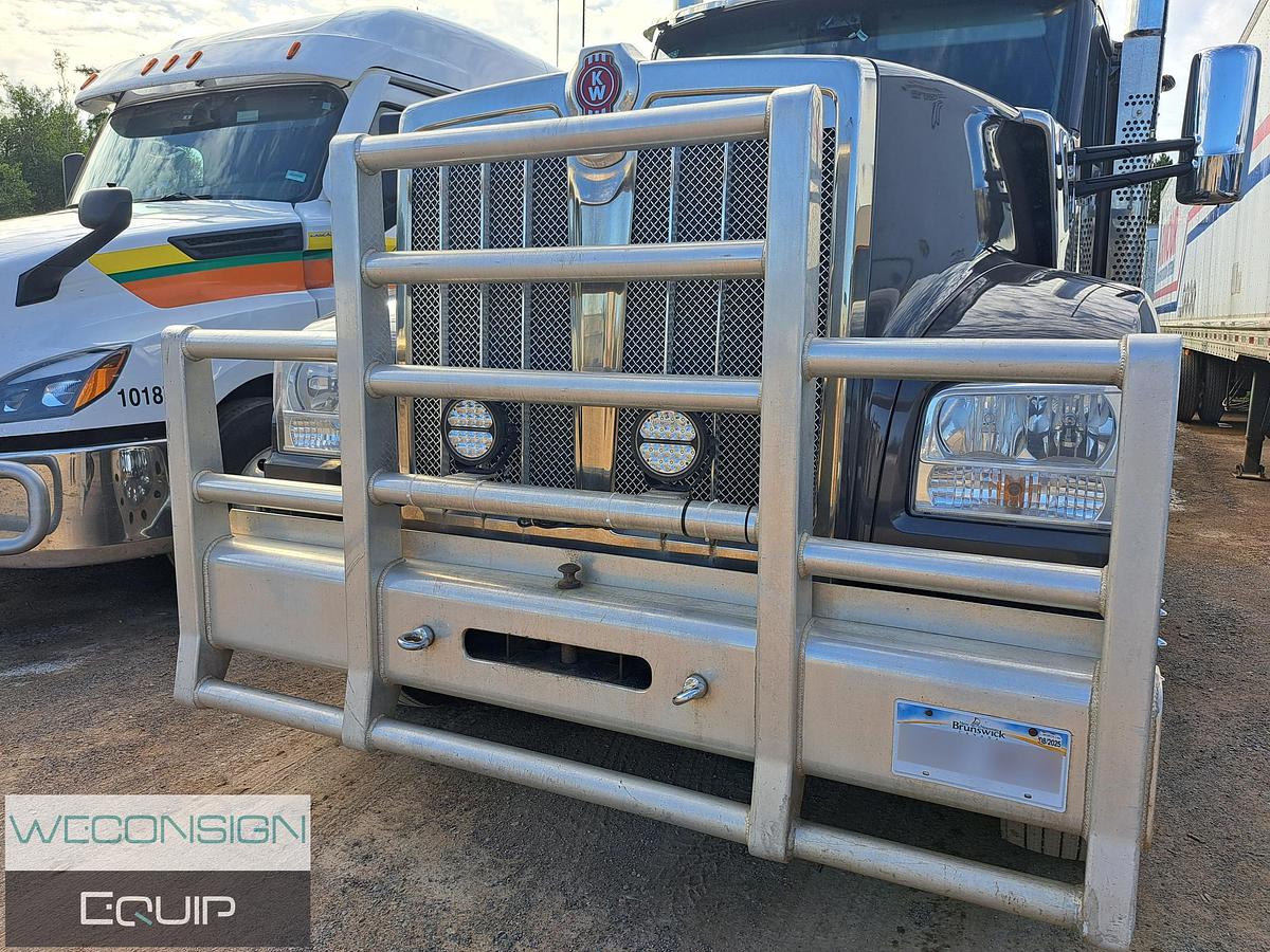 Used 2024 Kenworth W990 Sleeper Truck Tractor