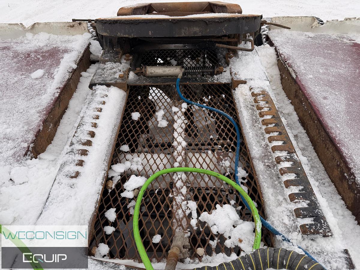 Used 2015 Peterbilt 367 Tri Drive Winch Truck