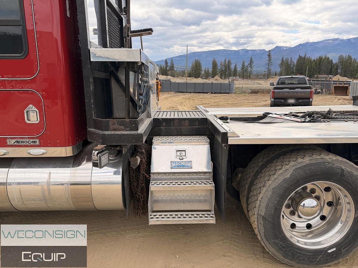 Used 2009 Kenworth T800 Winch Truck