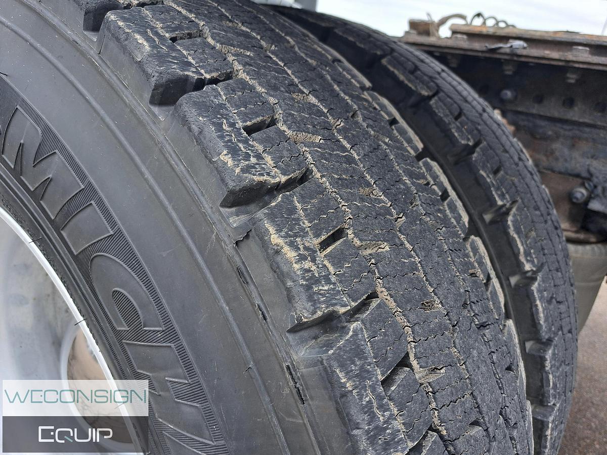 Used 2020 Freightliner Cascadia