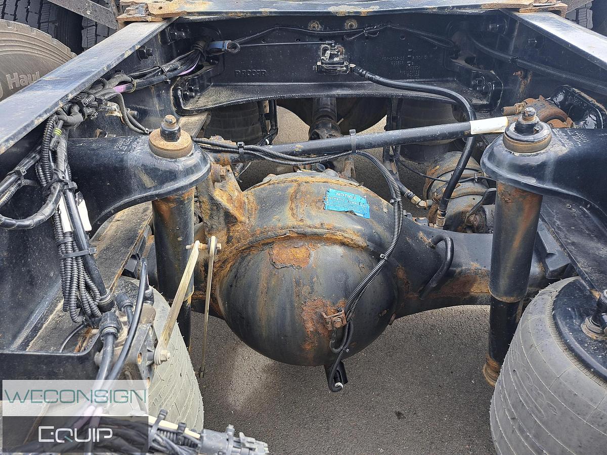 Used 2022 Peterbilt 389