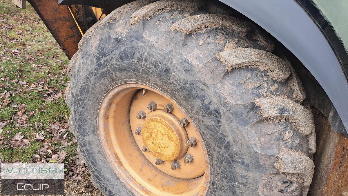 Used 2011 Case 580N 4x4