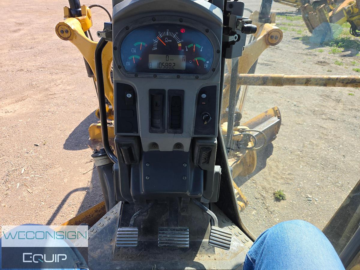 Used 2014 CAT 140M Grader