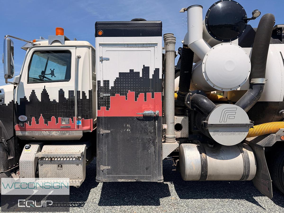 Used 2019 Western Star 4700SF Vacuum Excavator Truck