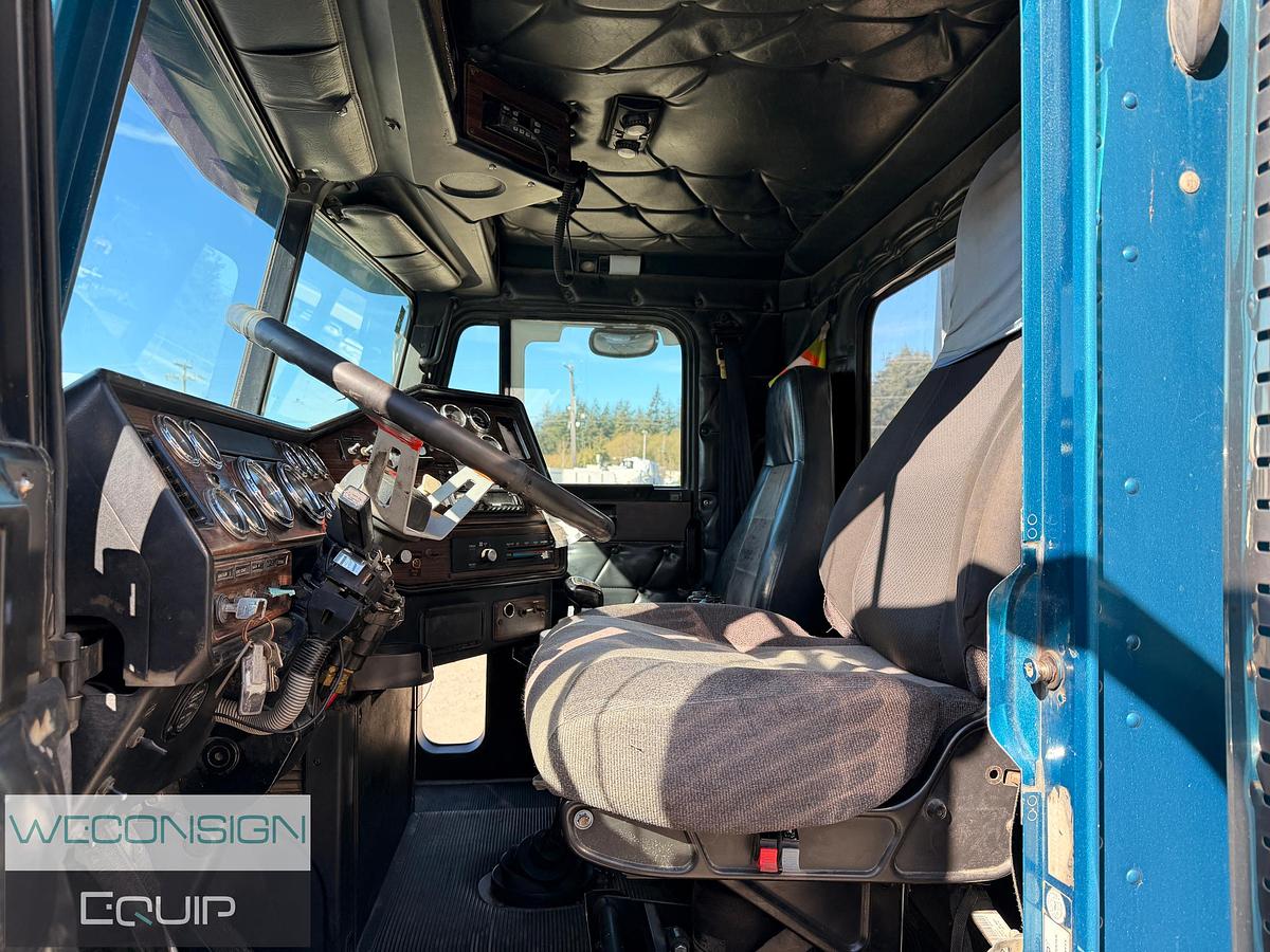 Used 1997 Freightliner USF-1E TA Dump Truck