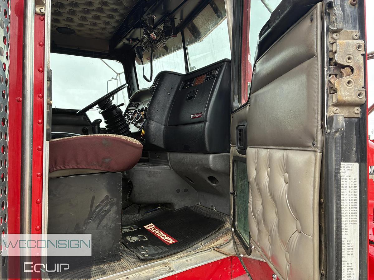Used 2005 Kenworth T800 Heavy Haul Truck Tractor