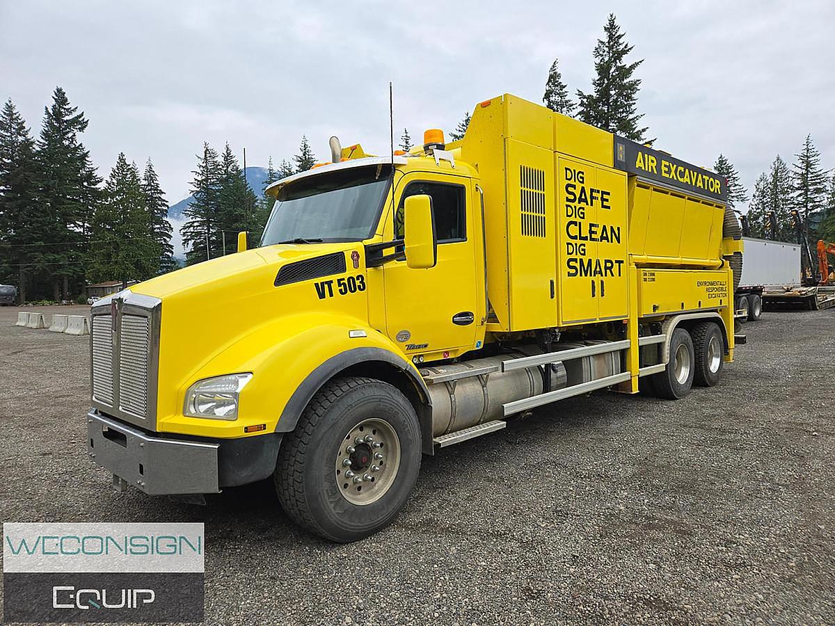 Used 2017 Kenworth T880 Tandem Axle Air Vac