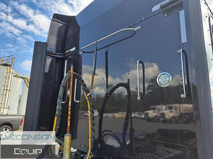 Used 2020 Kenworth W900L HWY Truck Tractor