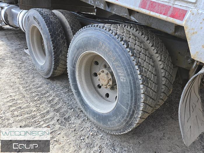Used 2006 Kenworth TA Dump Truck