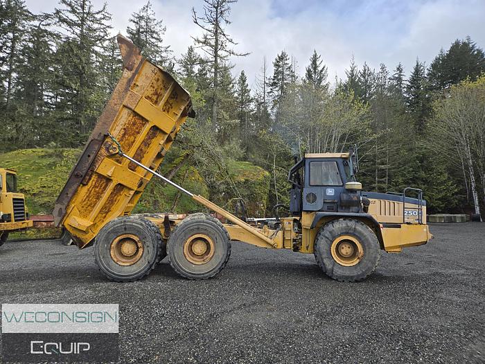 Used 2002 John Deere 250C