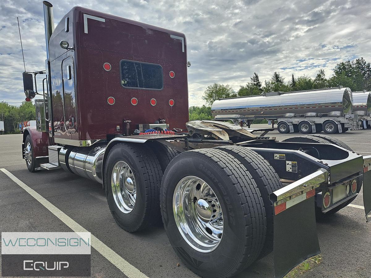 Used 2022 Peterbilt 389