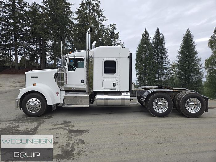 Used 2012 Kenworth W900L Heavy Haul Sleeper Tractor