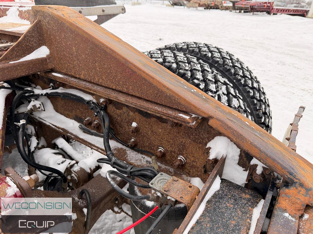 Used 2015 Kenworth T800 Tri Drive Winch Truck