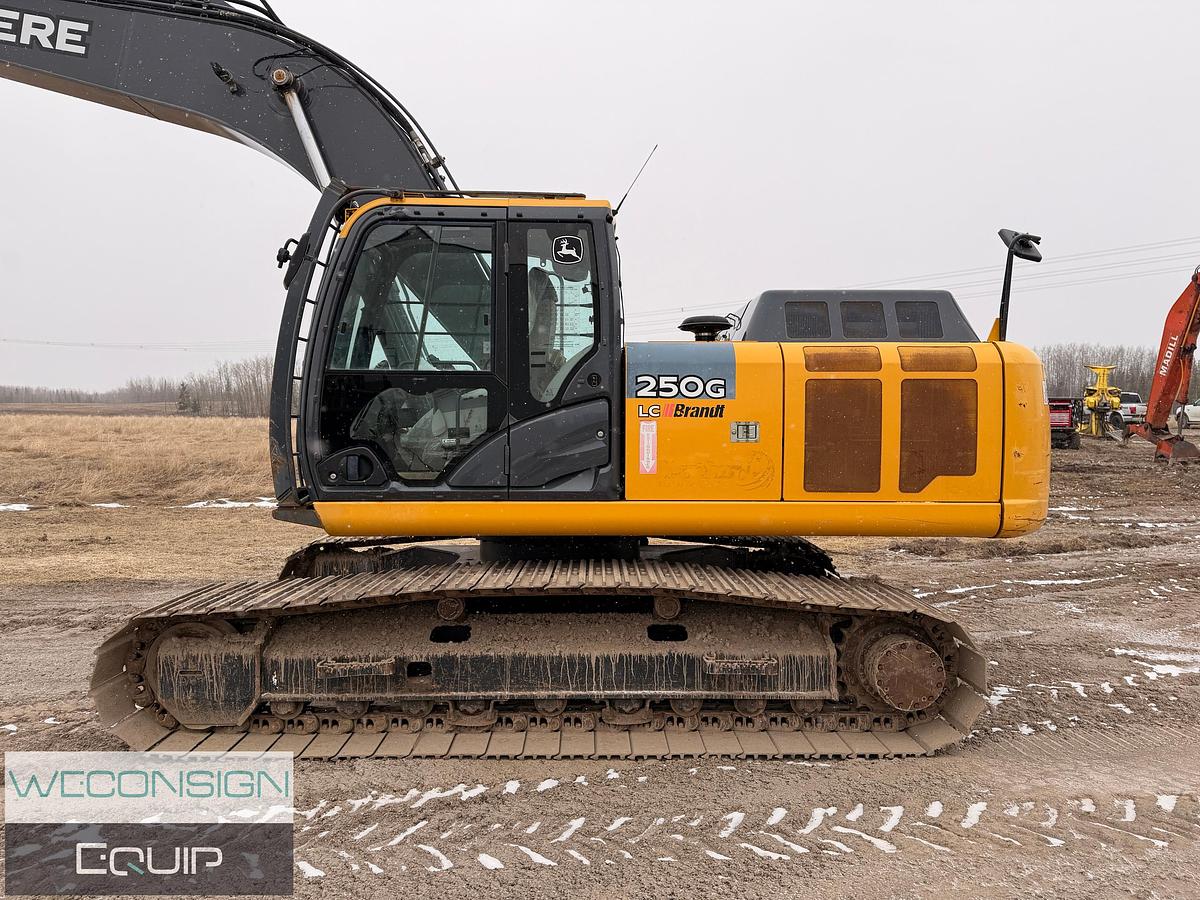 Used 2017 John Deere 250G LC Excavator