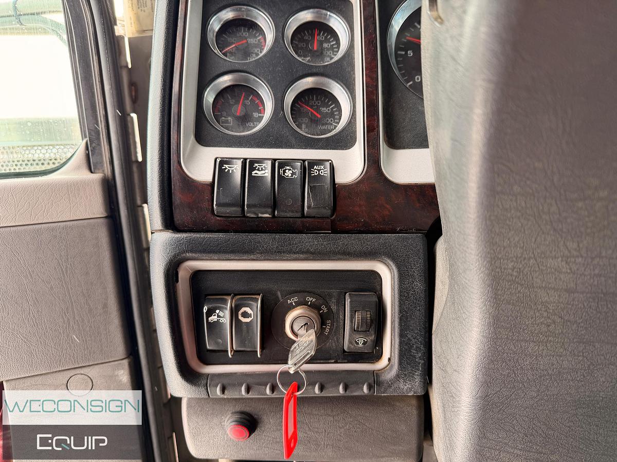 Used 2013 Kenworth C500 Tri Drive Texas Bed Truck