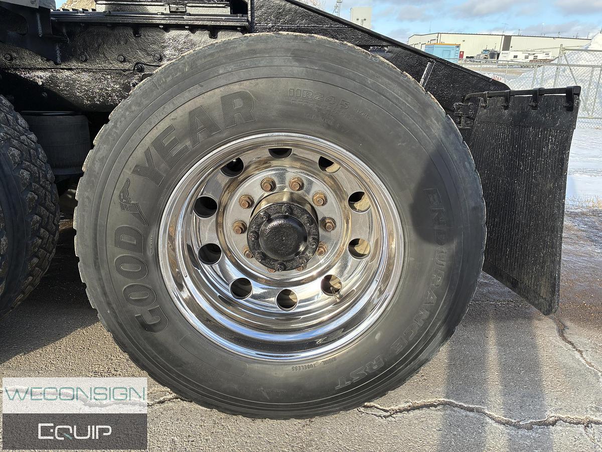 Used 2015 Peterbilt 367