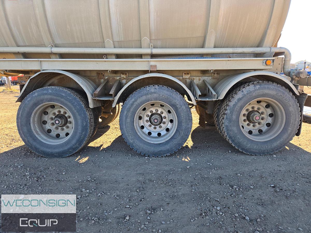 Used 2008 Heil Heated Fluid Belly Pumper