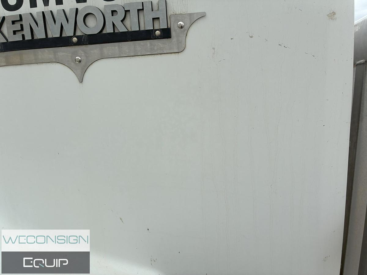 Used 2010 Kenworth SMV01