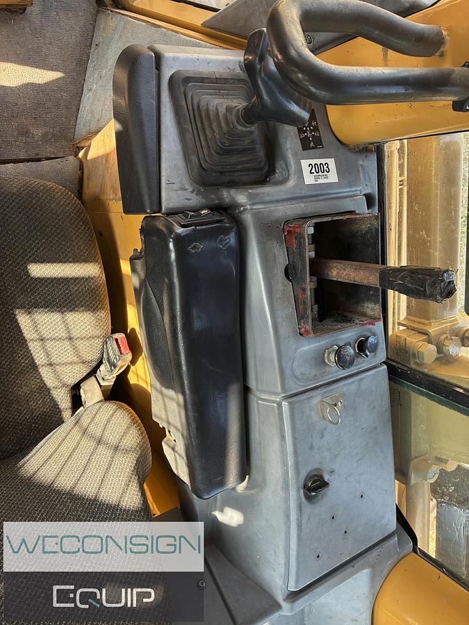 Used 2003 CAT D6N LGP
