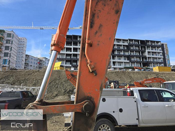 Used 2011 Hitachi  ZX225USR-3 Excavator