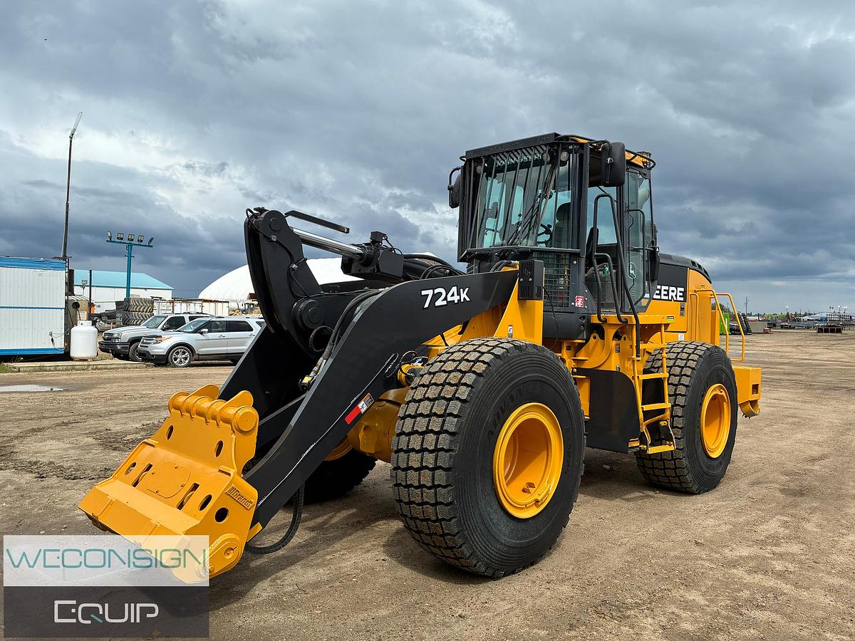 Used 2017 John Deere 724K Loader