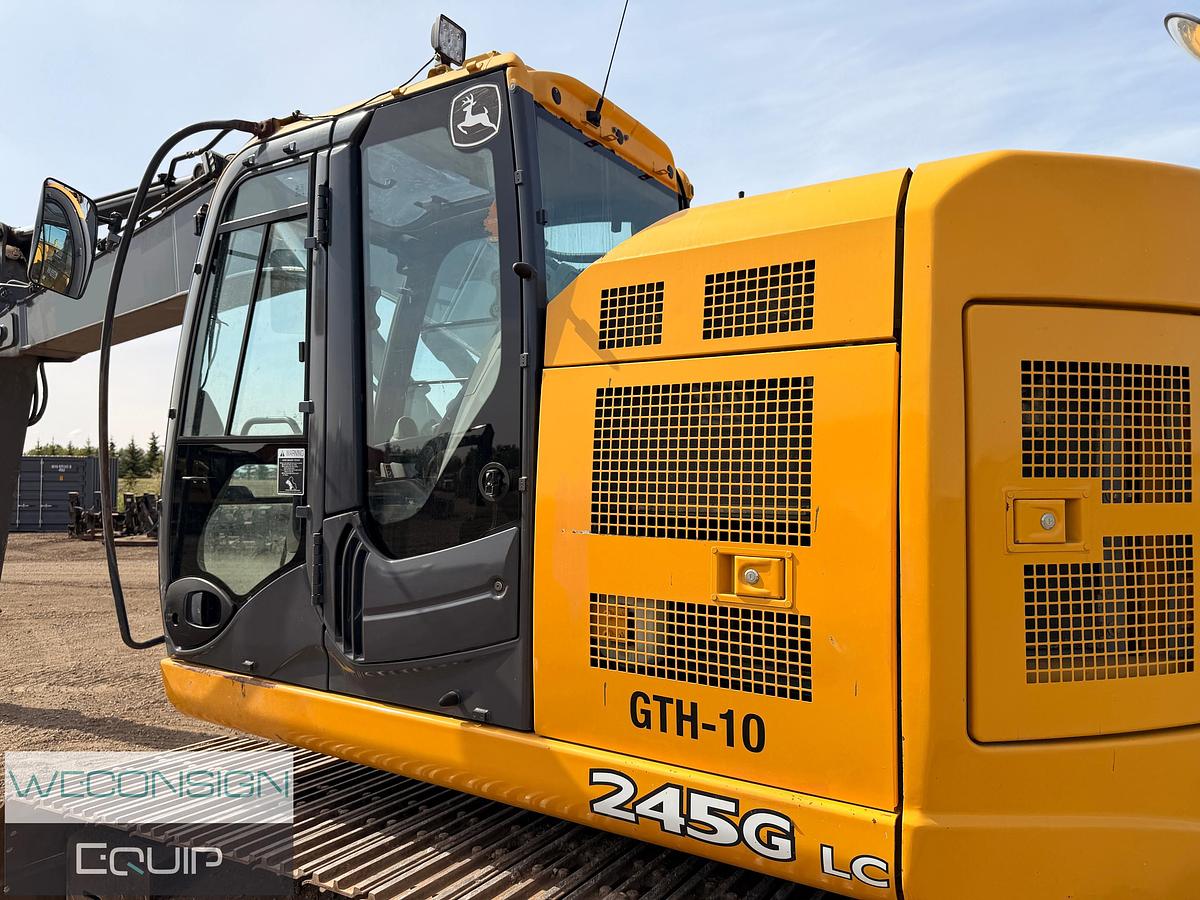Used GTH-10 2015 John Deere 245G LC Excavator