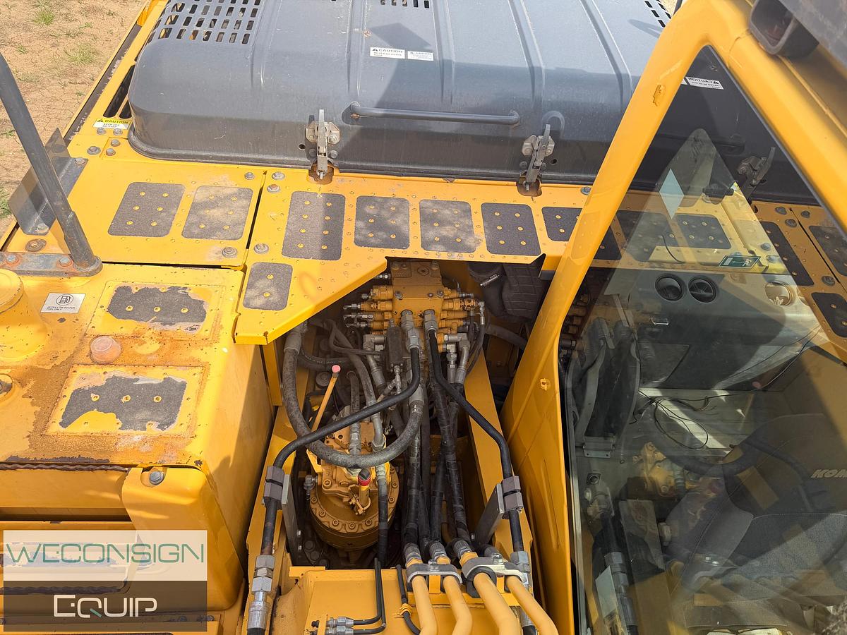 Used Komatsu PC170LC-10 Excavator