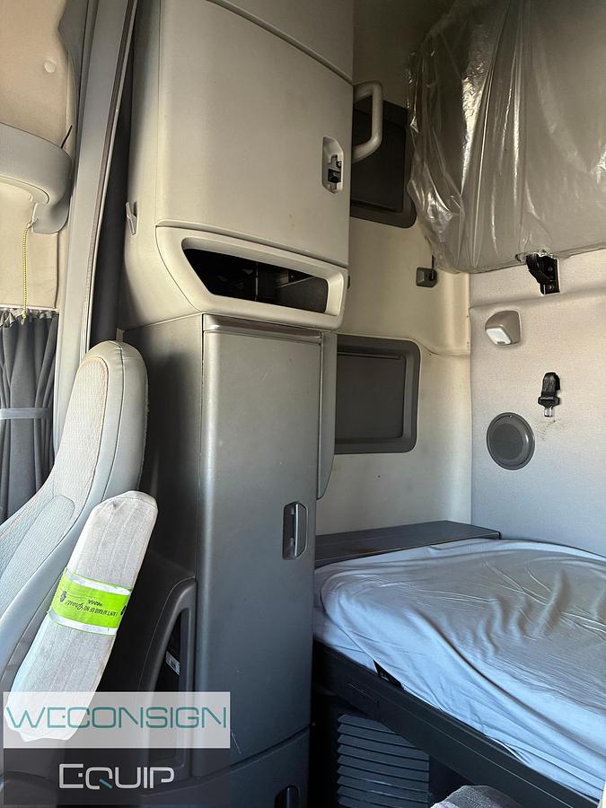 Used 2020 Volvo VNL 760 / VNL64T