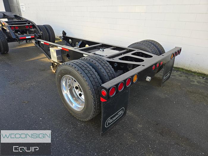 2025 Pacesetter Single Axle 3.78M Fish Mouth Booster