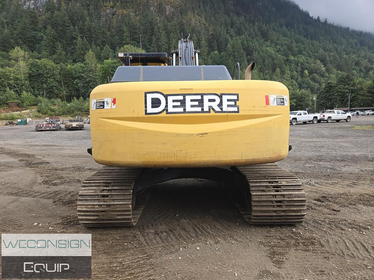 Used 2007 John Deere 240D Excavator
