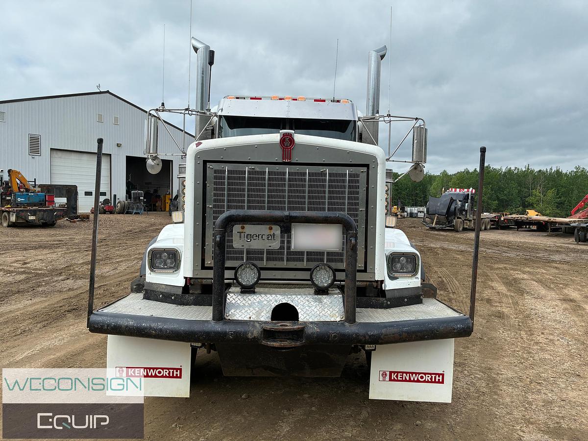 Used 2014 Kenworth C500 Winch Truck