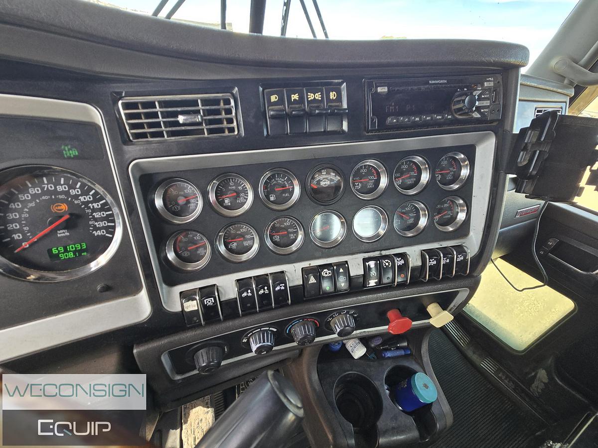 Used 2011 Kenworth T800 Tri Drive Texas Bed Truck