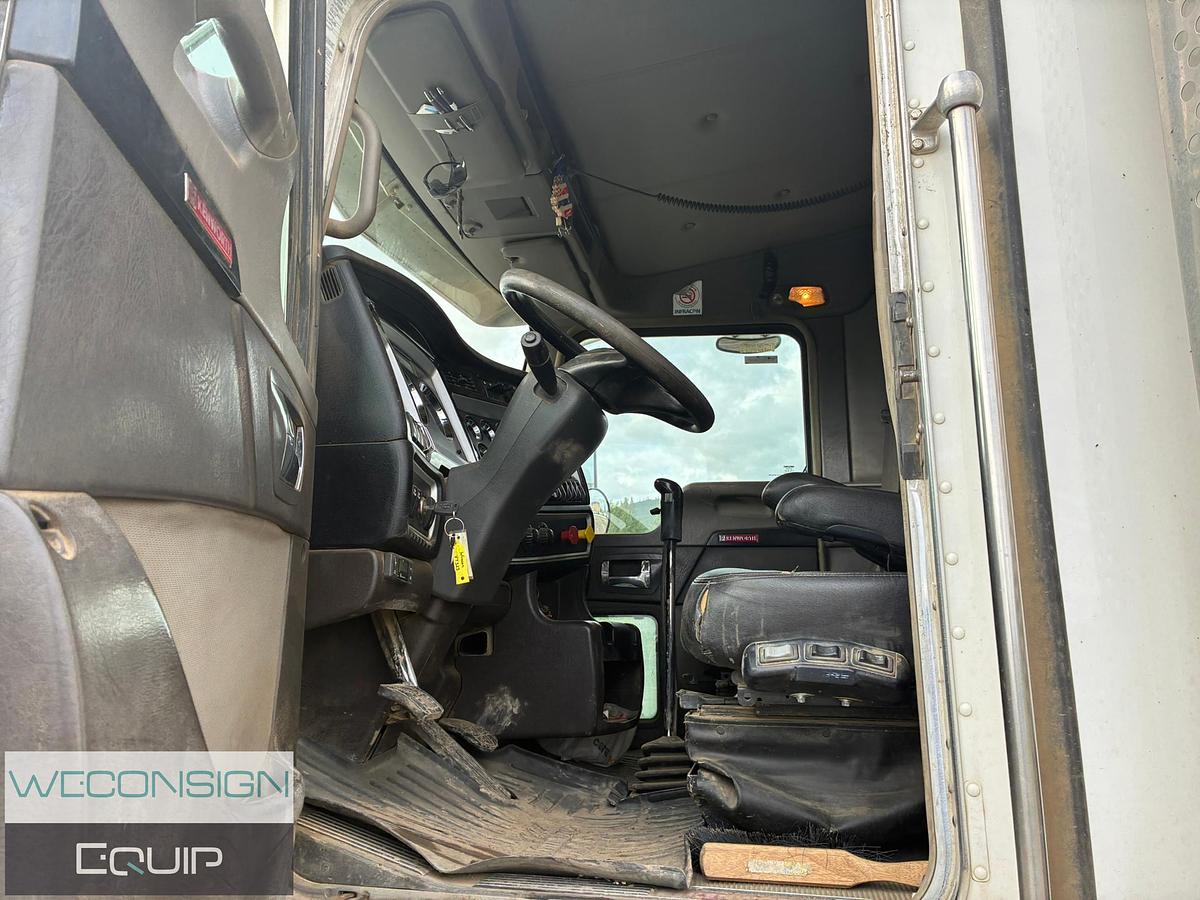 Used 2016 Kenworth T800 Tri Axle Hydrovac