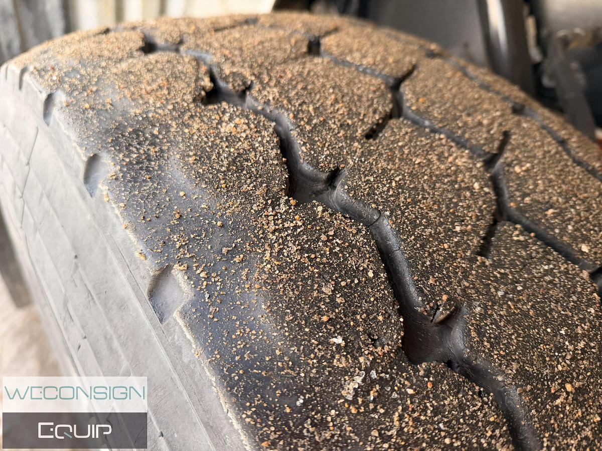 Used 2015 Peterbilt 367