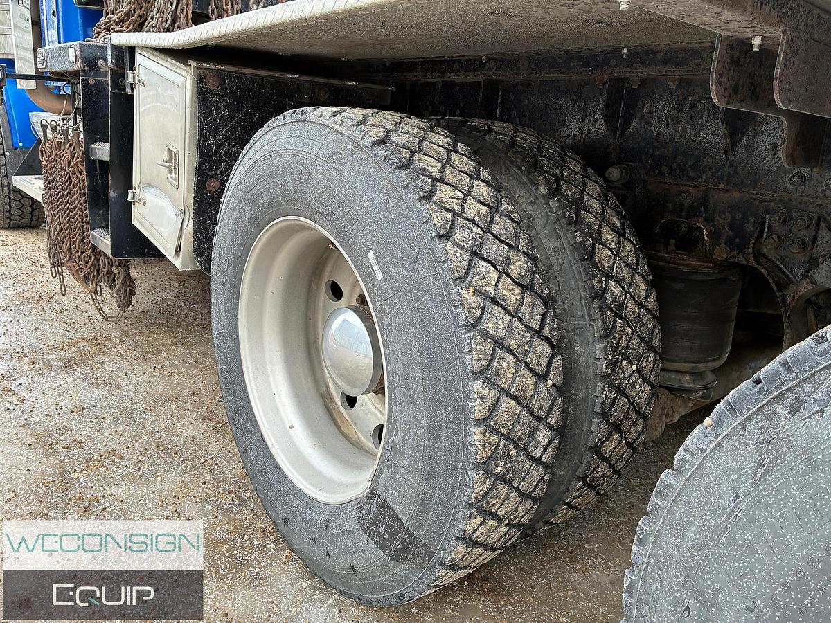 Used 2010 Kenworth T800 Tri Drive Winch Truck