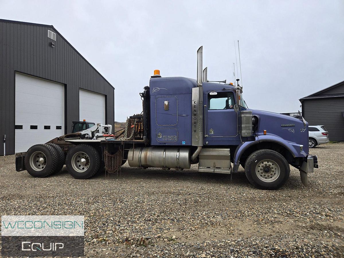 Used 2004 Kenworth T800 Winch Truck