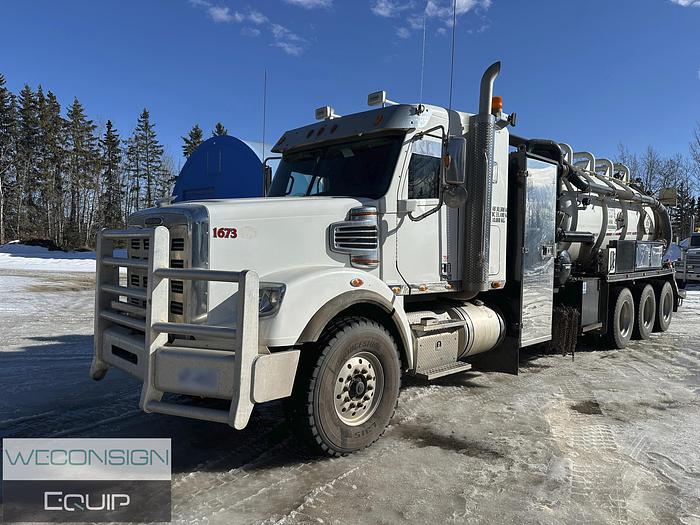 Used 2014 Freightliner Coronado 122SD - #02034