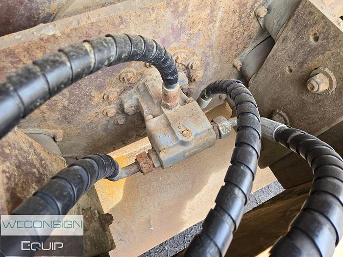 Used 1990 Case 1102D