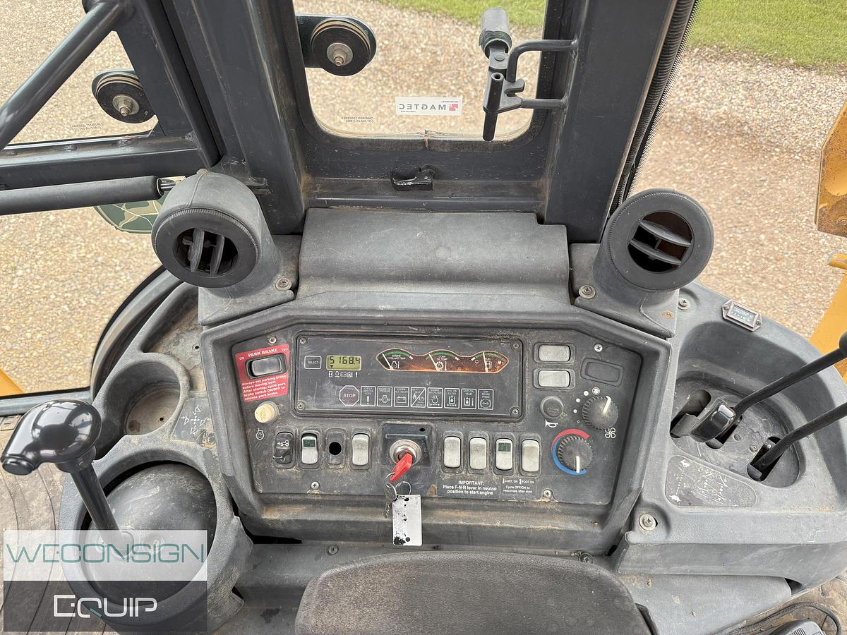 Used 2006 John Deere 410G Backhoe