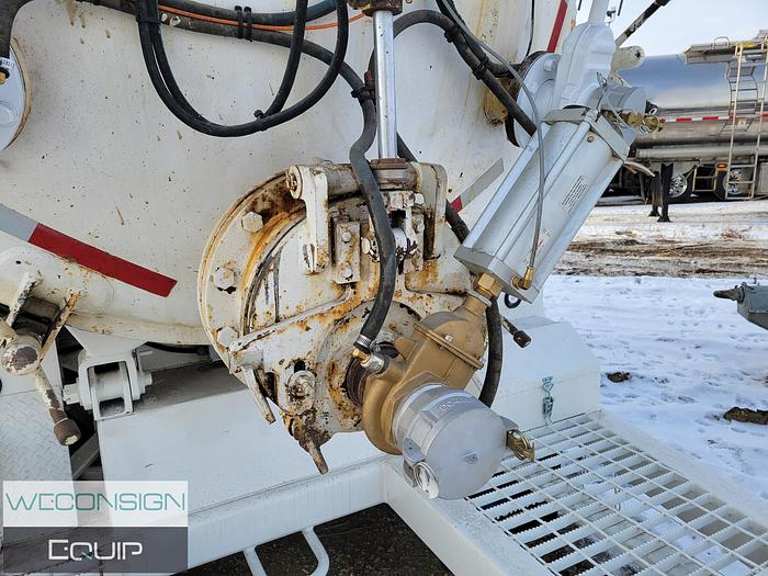 Used 2013 Western Star 4900 SB DOT Vacuum