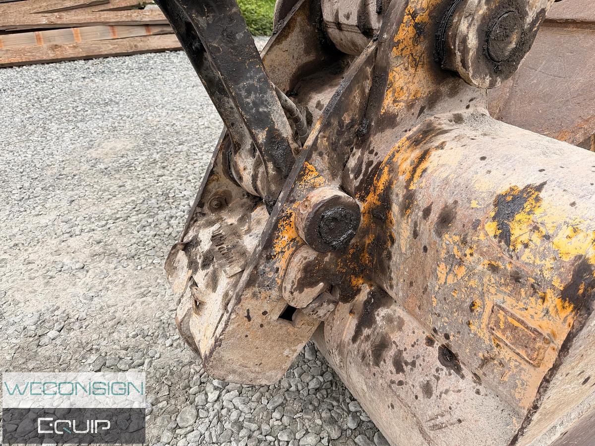 Used 2019 John Deere 245G Excavator